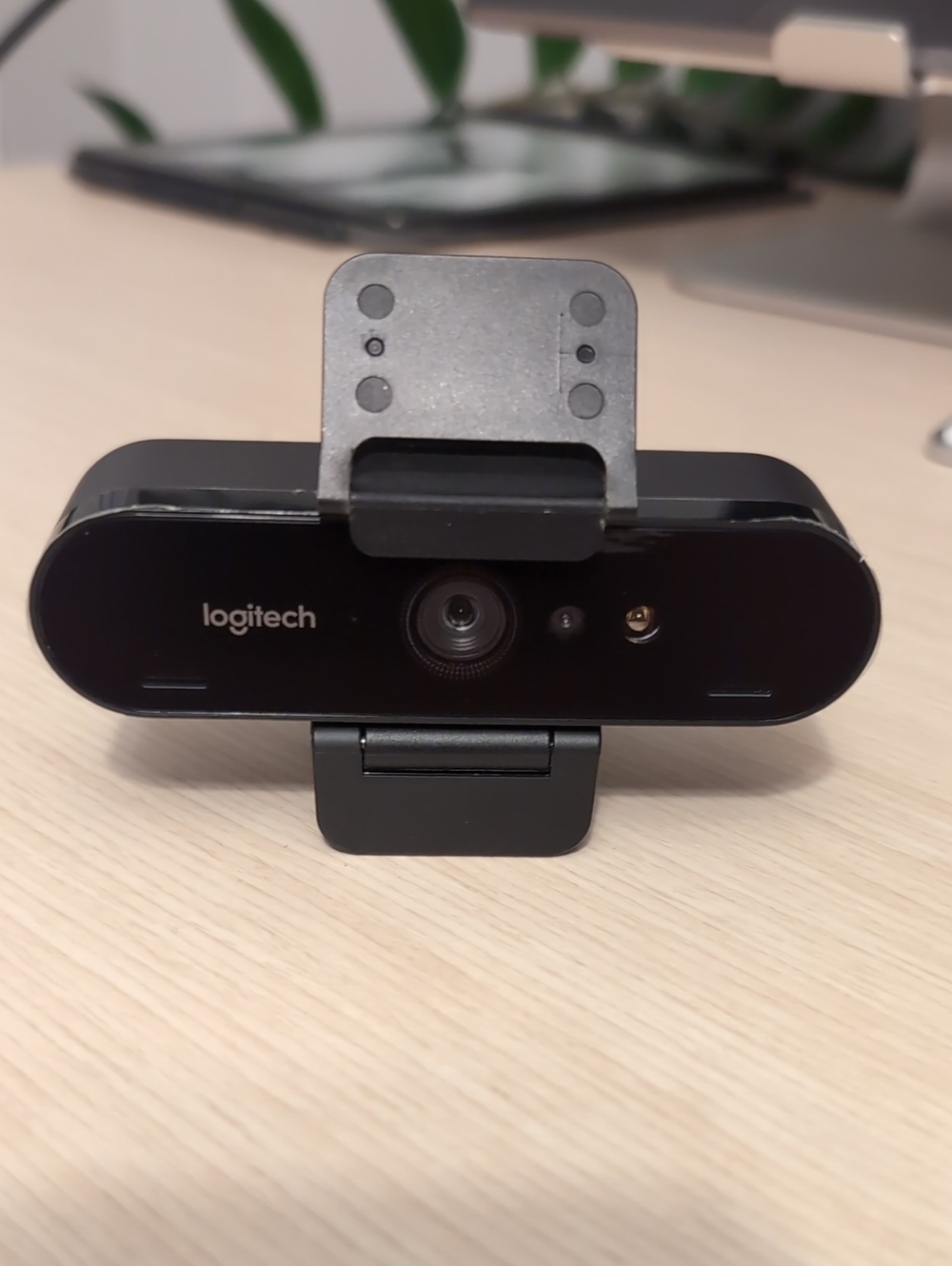 Logitech Black Desktop USB Webcam with Clip Mount